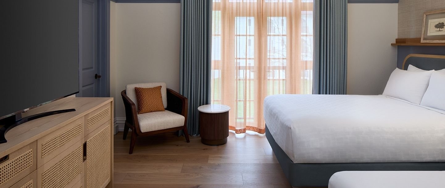 Deluxe Room at New Brunswick