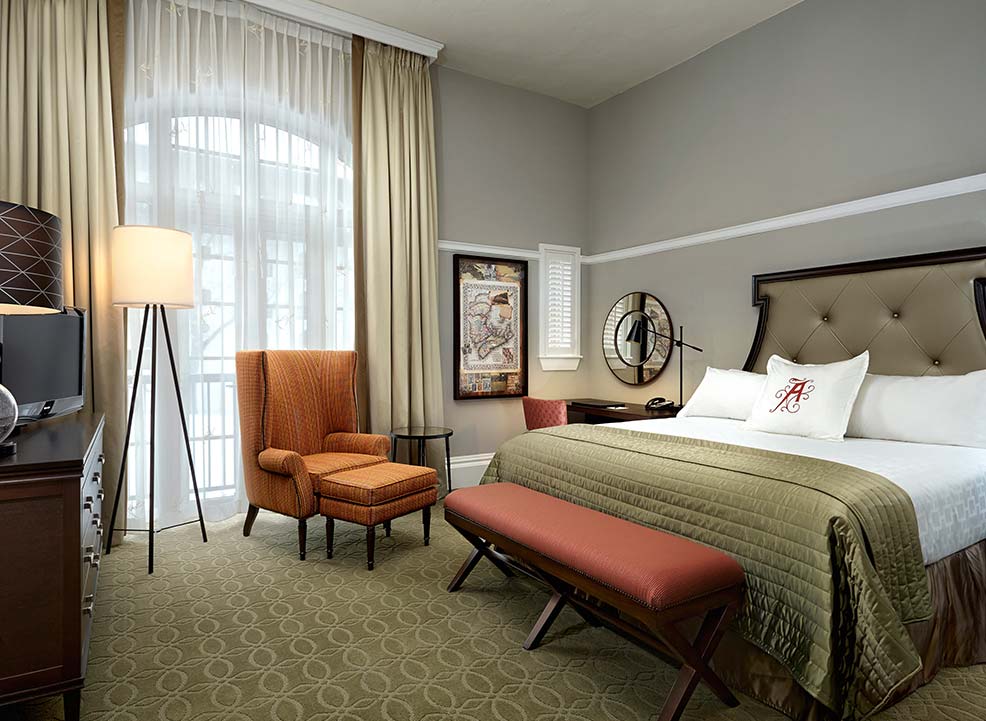 Algonquin King at New Brunswick